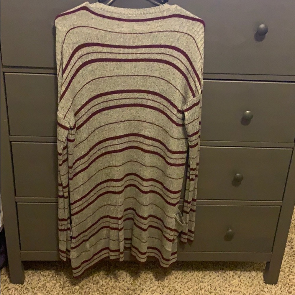 Long Cardigan - Picture 2 of 2